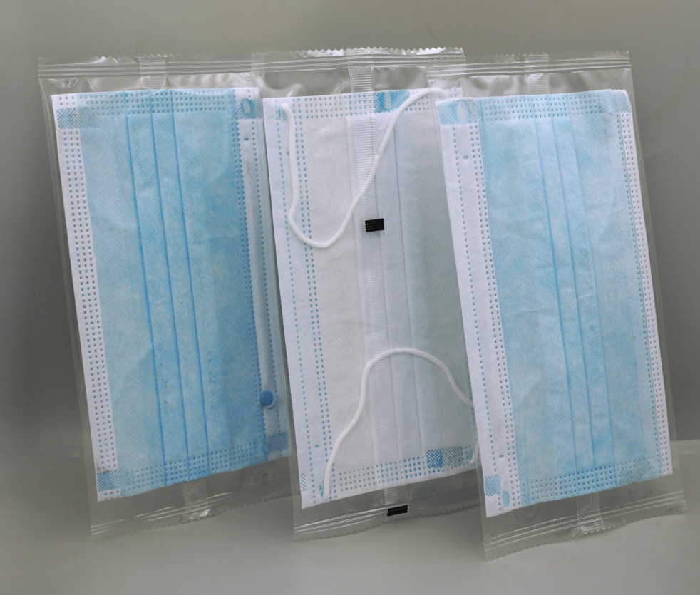 KN95 Mask Horizontal Flow Pack Machine Disposable Tableware Pillow Pouch Machine