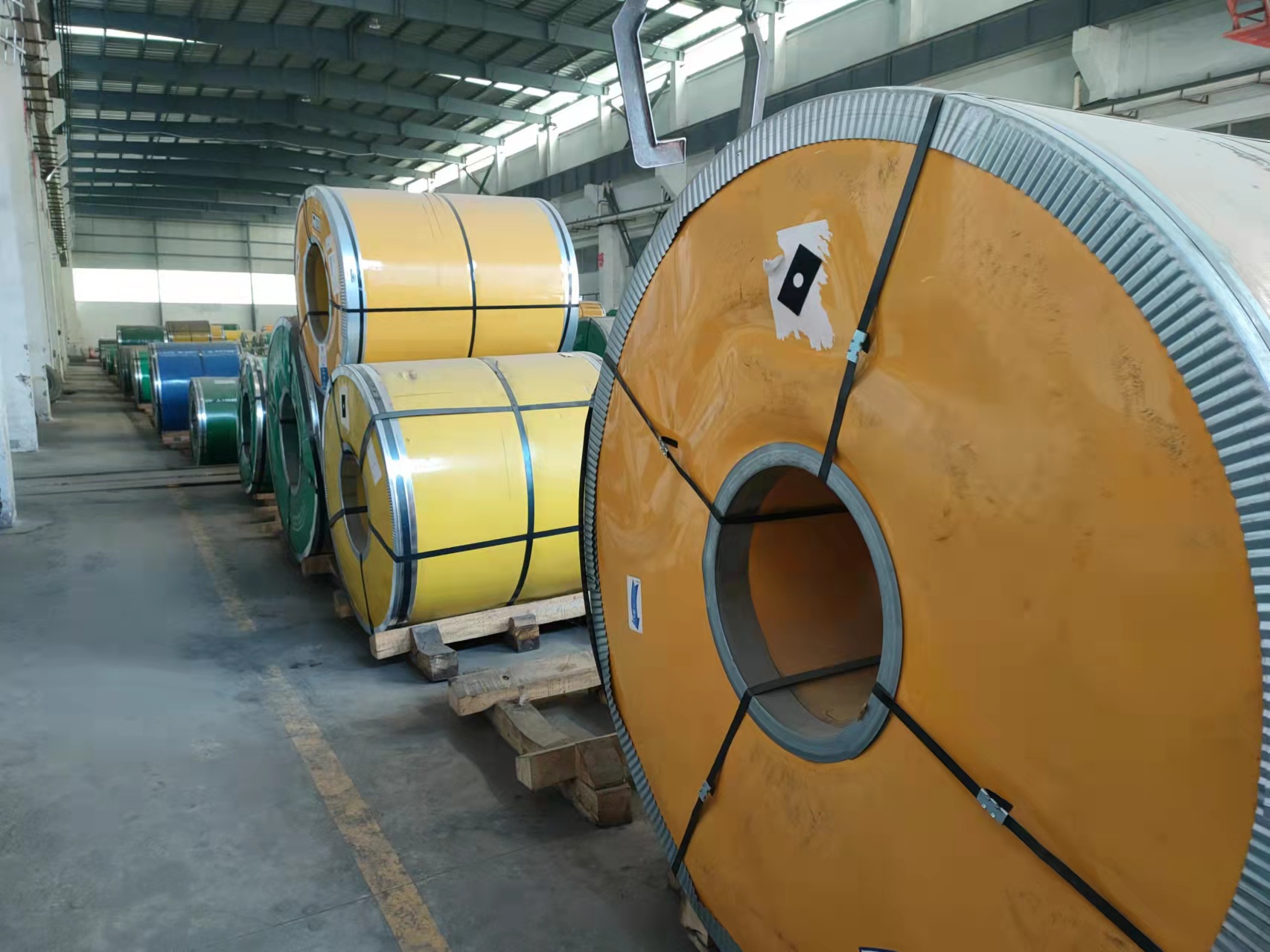 Cold Hot Rolled Mirror Stainless Steel Coil 304 201 Mirror Finish Coil