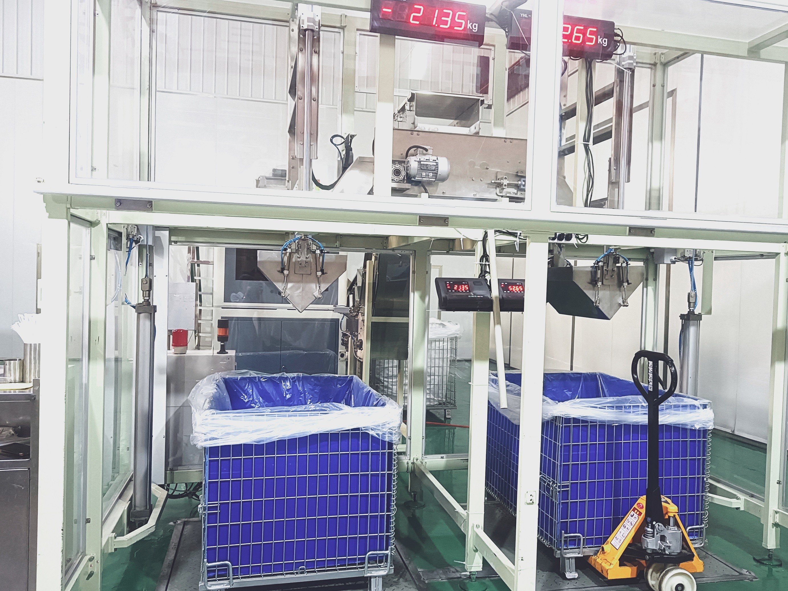 Professional Recyclable PET Preform 28mm 32mm 38mm For Mineral Water Bottles