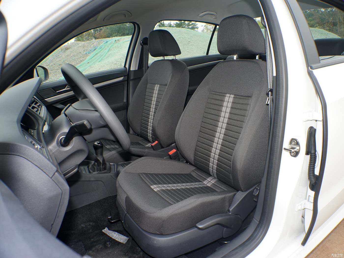 Volkswagen Lavida Qihang 2019 1.5L Compact Car 4 Door 5 Seats Sedan