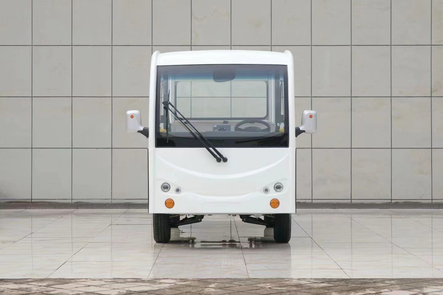 2024 New Launched Small Sightseeing Bus Electric White Color 14 Seater Electric tourist Car For Scenery Spots