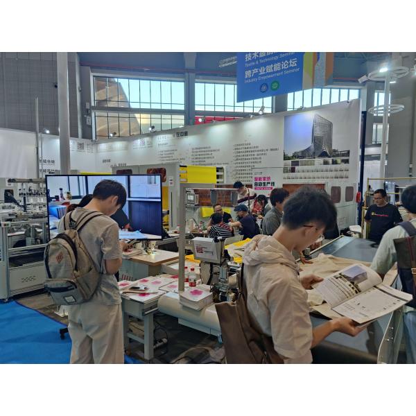 Lihua Industrial Temperature Controlled Heating Vertical Curtain Setting Machine for Your