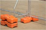 Multi Purpose Temporary Mesh Fence With Concrete Filled Plastic Feet / Clamps
