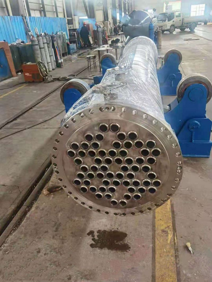 Gr7 Titanium Equipment Shell And Tube Heat Exchanger 400MPa 2