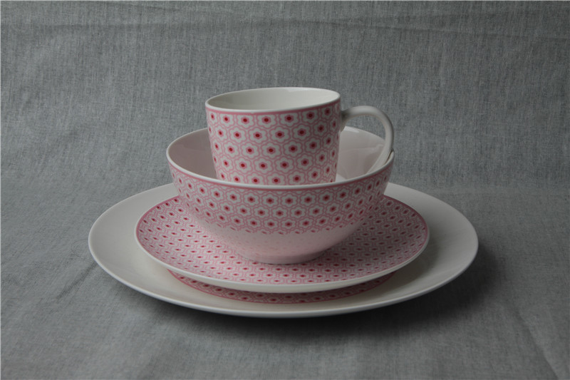 Restaurant Bone China Dinnerware Sets 16pcs With Decal Printing