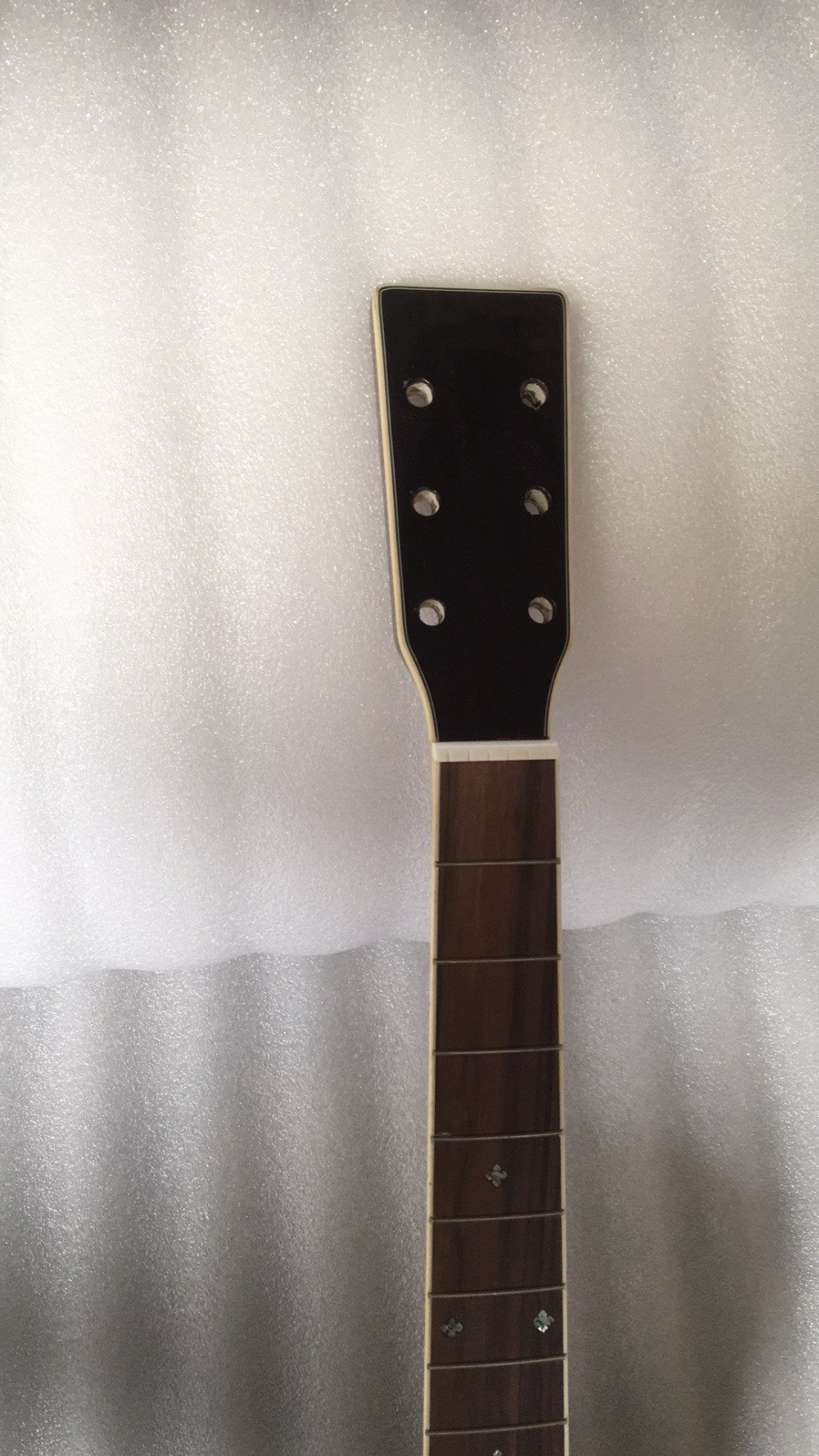 Custom acoustic electric guitar OM body round body solid top guitar rosewood fingerboard mahogany back side with EQ