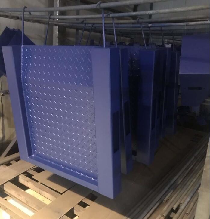 Low-Profile Industrial Floor Weighing Scale With Ramp Access Load Cells