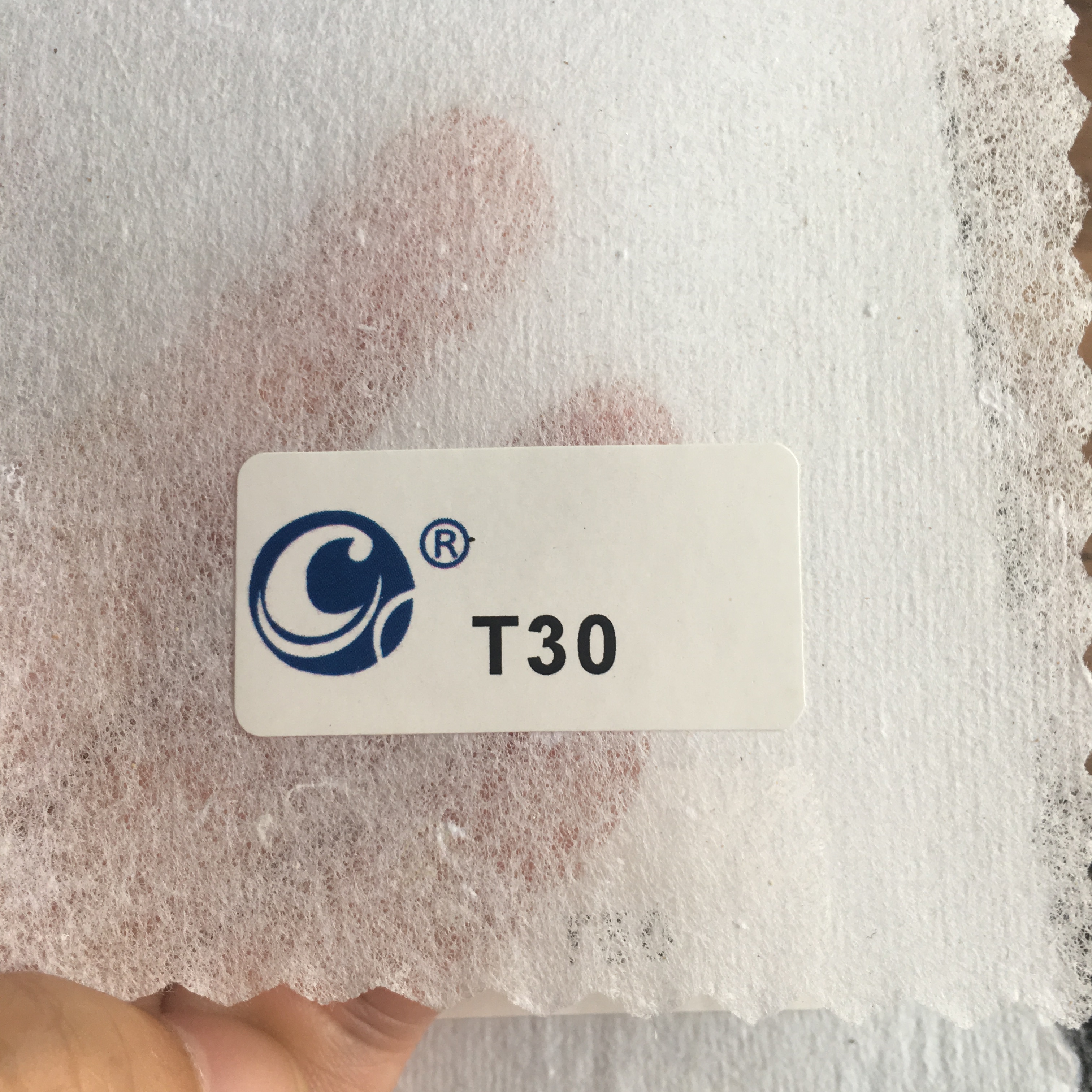 Gaoxin 25G Hard Chemical Bond Nonwoven Embroidery Backing Interlining for White Color