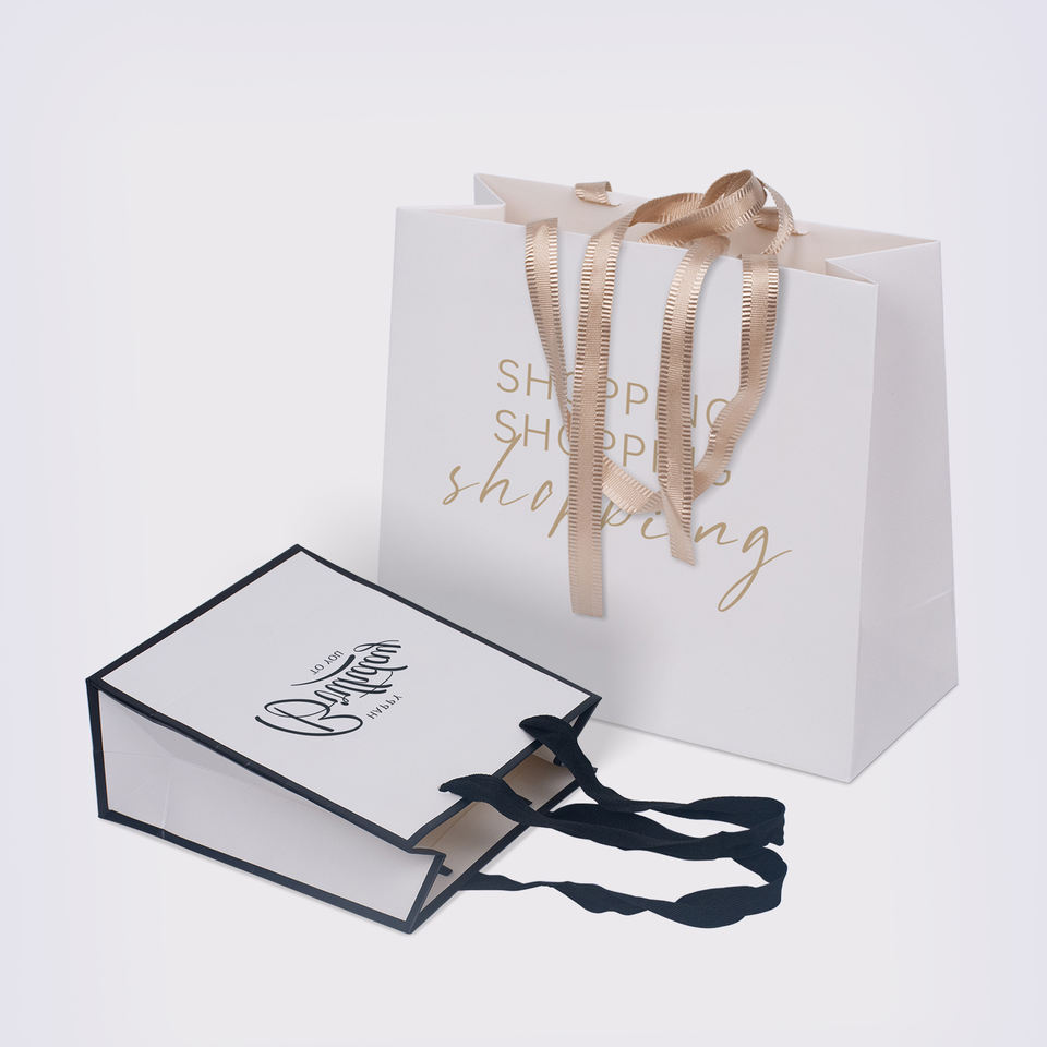 Custom Order Accepted Wenzhou Designer Custom Shopping Bags Gift Cardboard Paper Bags