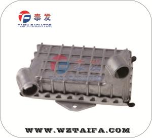 Wholesale 6061800365 Mercedes Engine Oil Cooler Metal Color ISO9001 / TS16949 Approved from china suppliers