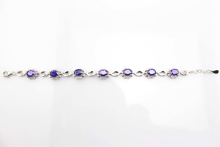 925 Silver 6x8mm Oval Created Amethyst and Clear Cz Diamonds Link Bracelet (H03)