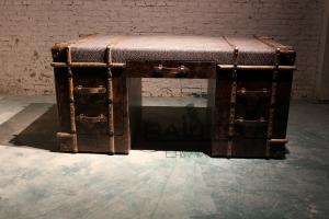Wholesale classic old style antique fabric writing desk furniture from china suppliers