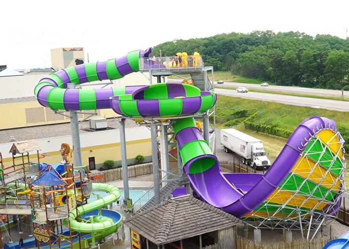 1 Rider Water Park Slide Constructed with Durable Fiberglass and Load 1Rider/Slide