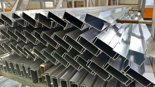High Grade Aluminium Rectangular Tube Durable And Lightweight For Construction