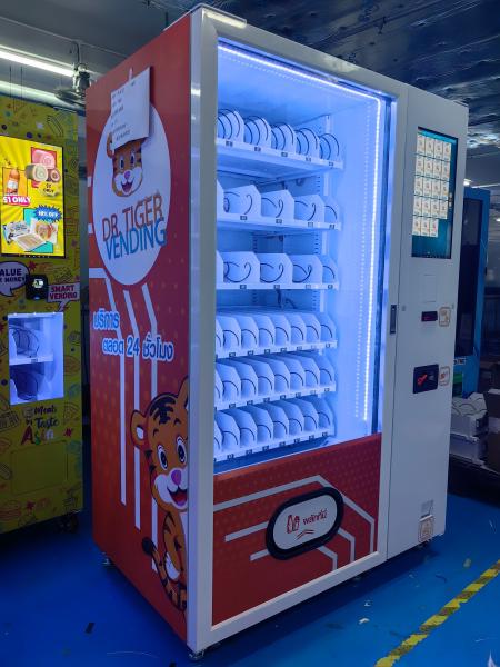 Convenient Snack Food Vending Machine For Unmanned Retail Stores With Smart