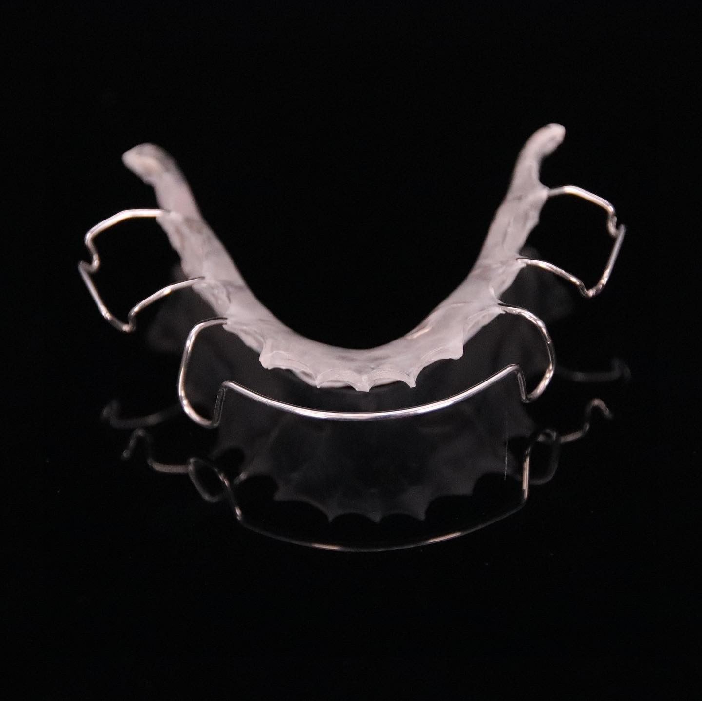 Esthetics and Adjustability Halley Retainer Perfect Fit Germany Ortho Teeth