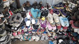 Wholesale Large stock second hand shoes in factory from china suppliers