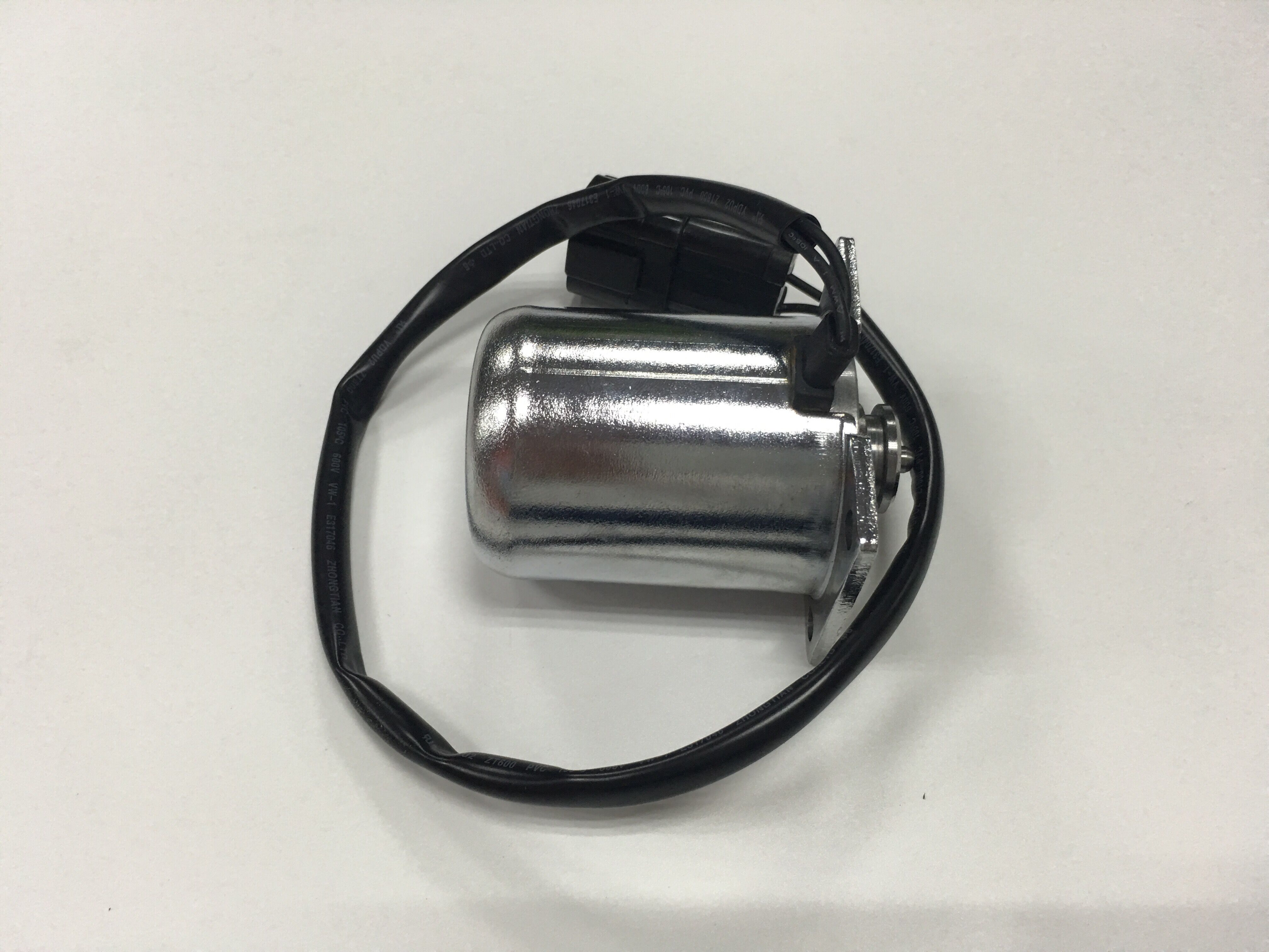 Excavator PC200-6 PC200-5 PC200-3 6D95 HYDRAULIC MAIN PUMP SOLENOID 708-2H-25240 708-23-18272 708-2L-25211