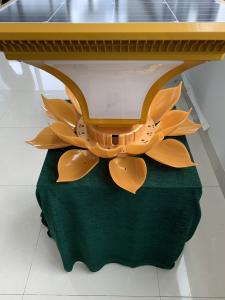 Wholesale Roadway Lotus Solar Garden Lights , Solar Led Garden Lights 90w 150w outside from china suppliers