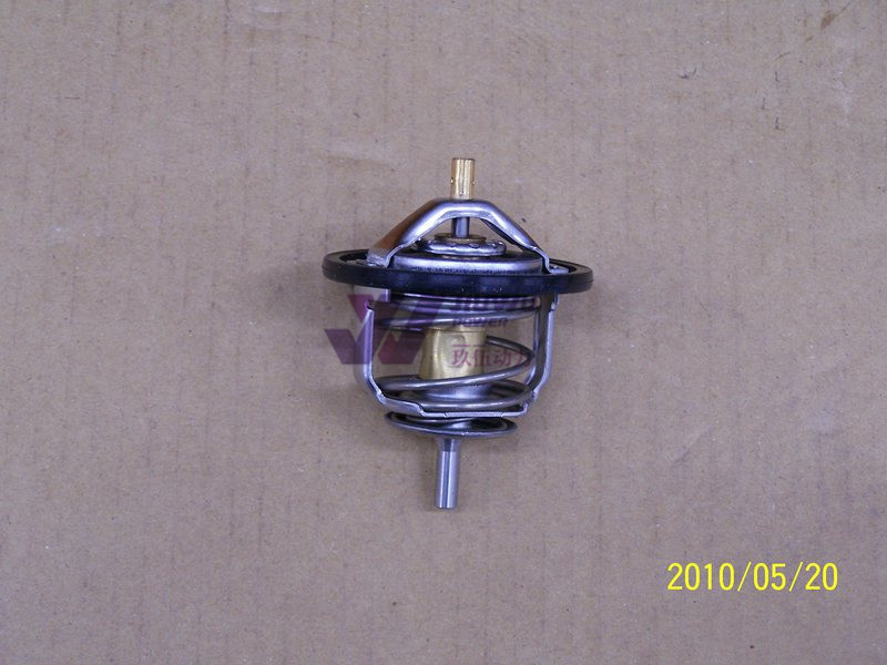 NPR66 ZX200-3 4HF1 ISUZU Engine Thermostat 8-97300790-1