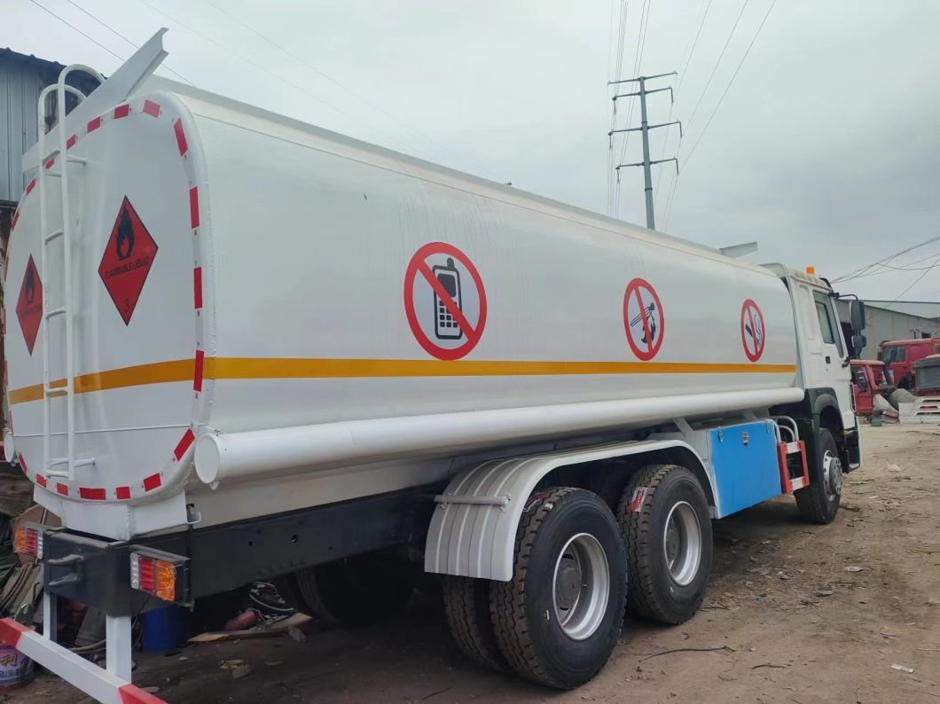 Fuel Tank Truck 6*4 10wheels Carbon Steel Tanker Truck for Oil Gas Diesel 25000 Liters