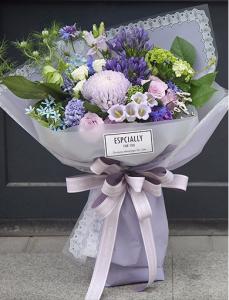 Wholesale Florist Supplies Paper Lace Print Plastic Printing Gift Paper Anti Curl from china suppliers