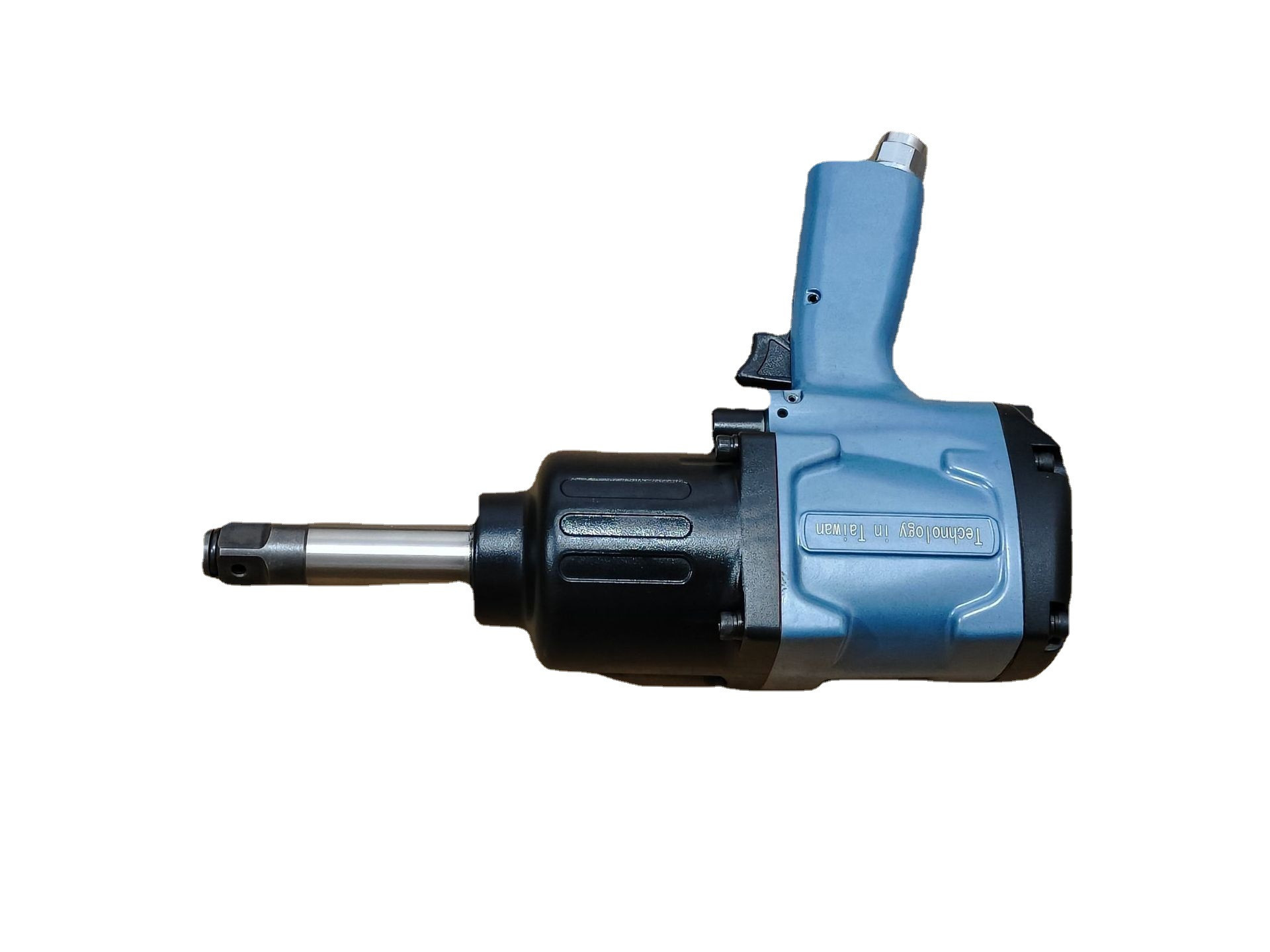 6000rpm Central Pneumatic 1/2 In Air Impact Wrench For Car With Rubber Cover