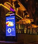 P3 P4 Advertising Outdoor Led Digital Poster Waterproof Floor Led Display