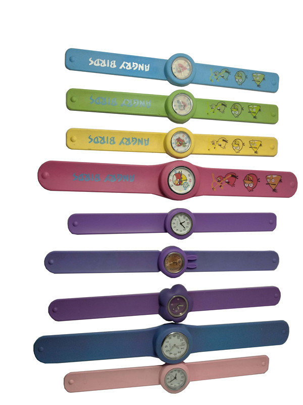 Popular customized promotion watch for children and adults Cute children's watch fashion watches