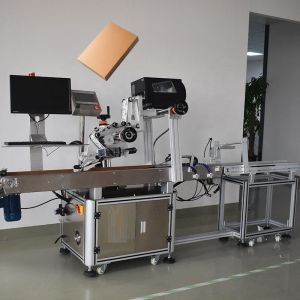 High Efficiency Automatic Horizontal Bottle Labeling Machine Labeling Machine