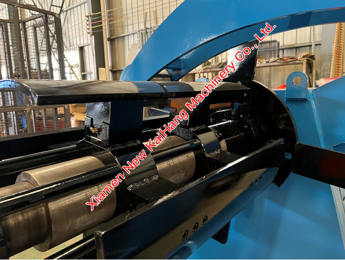 7Tons loading capacity X800MM input Un-Coiler /De-coiler, Rack, Hydraulic, driven motor, in roll former