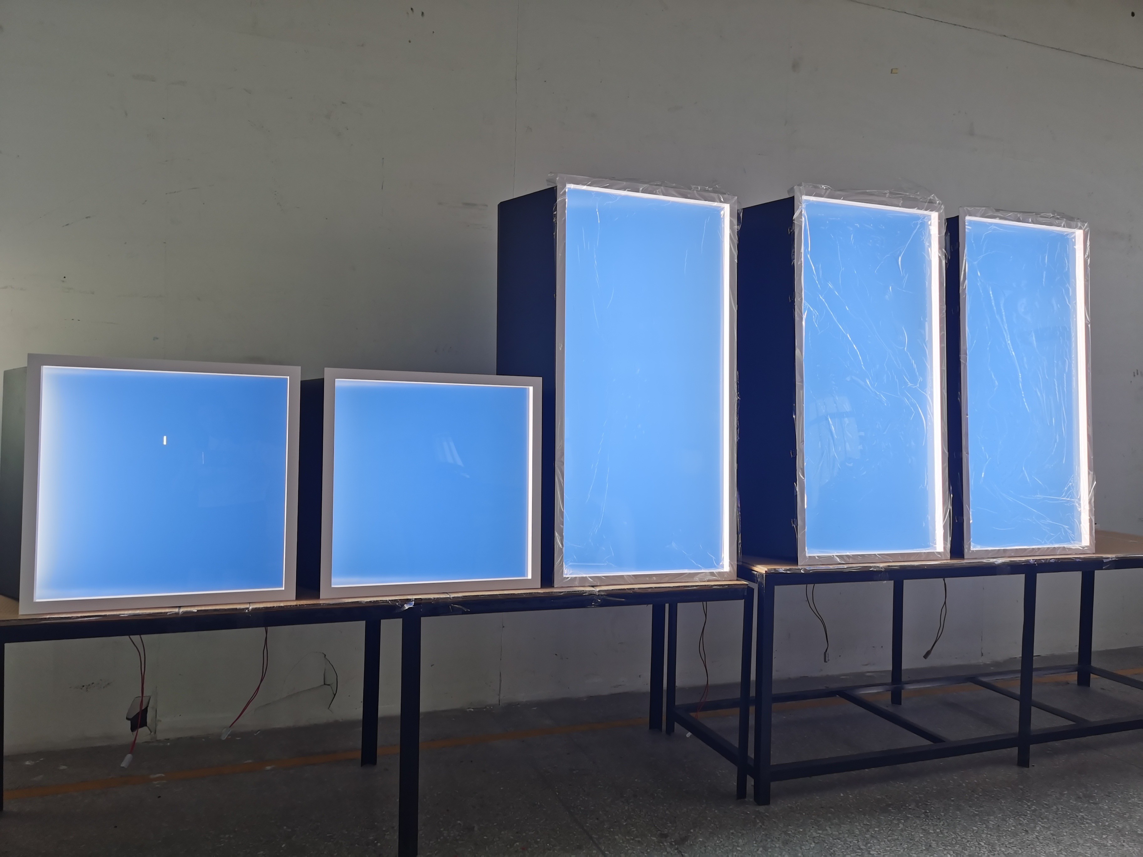 Create a Brighter Environment with L600*W1200*H220mm LED Sky Panel Luminous Flux 10000LM