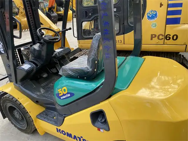 Japan Made Komatsu Forklift FD30 Diesel Electronic and Manual Used 3T 2ton 3ton 5ton