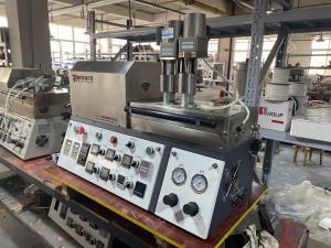 Wholesale Lab Small Twin Screw Extrusion Machine 15-18g Extrusion from china suppliers