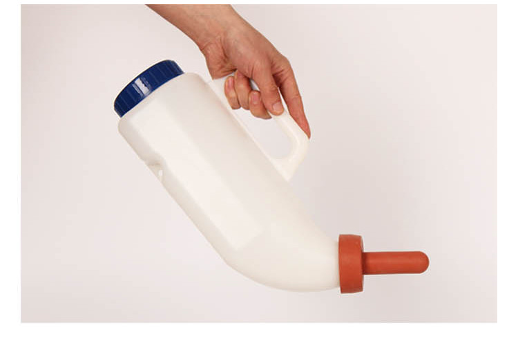 4 Liters Calf Milk Feeding Bottle for Easy Calf Nourishment