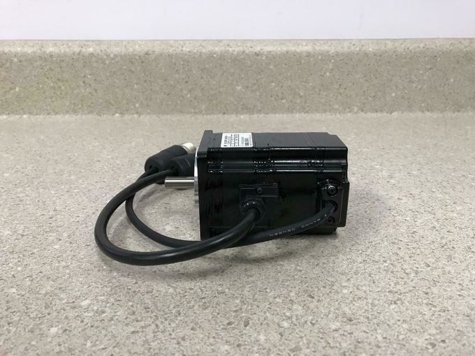 Sgmph-01b1e4cd Yaskawa Servo Drive 100v 100w  Original New 3 Working Days Delivery 2