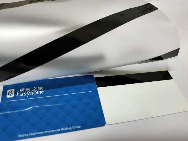 Anti Moisture 0.04mm A4 Size Magnetic Stripes PVC Coated Overlay