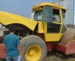 dealer CA402D Dynapac padfoot sheepfoot road roller ca500