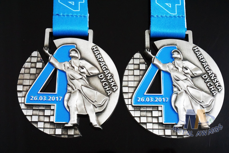 Singing Riding Marathon Custom Sports Medals Cut Out Design 3D effect With Sublimated Ribbon