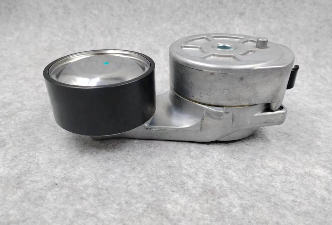 Engine Belt Tensioner for Komatsu Excavator Spare Parts PC200-7 6736-61-4120 from Manufacturing Plant