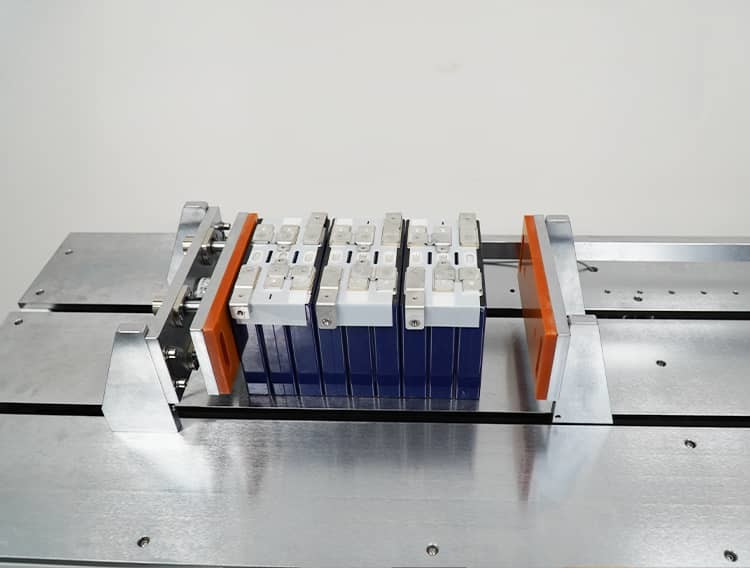 Layer By Layer Prismatic Cell Stacking Machine Automatic 0.01mm Position Accuracy