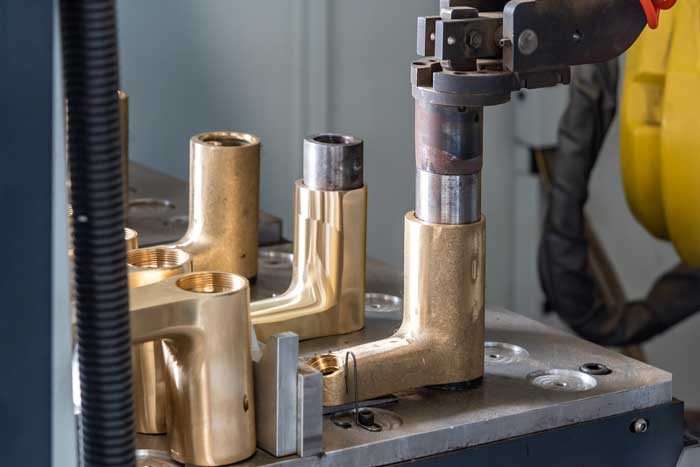 Automation Alloy Bathroom Faucet Low Pressure Die Casting Machine For Sanitary Ware