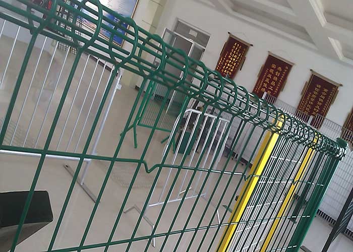 5mm 6ft White Double Loop Wire Mesh Fence Welded