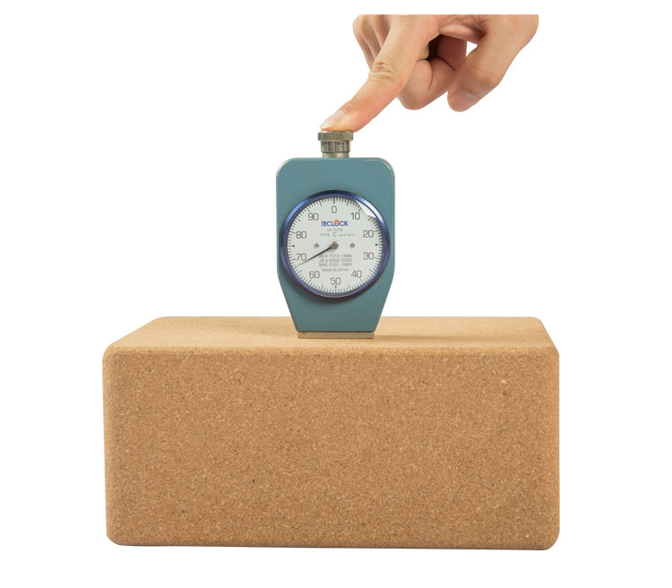 Custom Logo Recyclable Wholesale Solid Natural Cork Yoga Block For Indoor Yoga Exercise