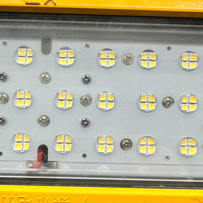 Portable Highlight LED Explosion Proof Lighting Antirust 400W
