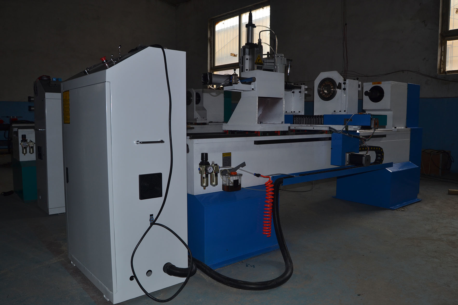Multi function wood turning cnc lathe machine