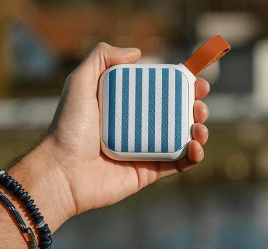 P1fashion fabric mini bluetooth speaker,mini portable speakers for home,party