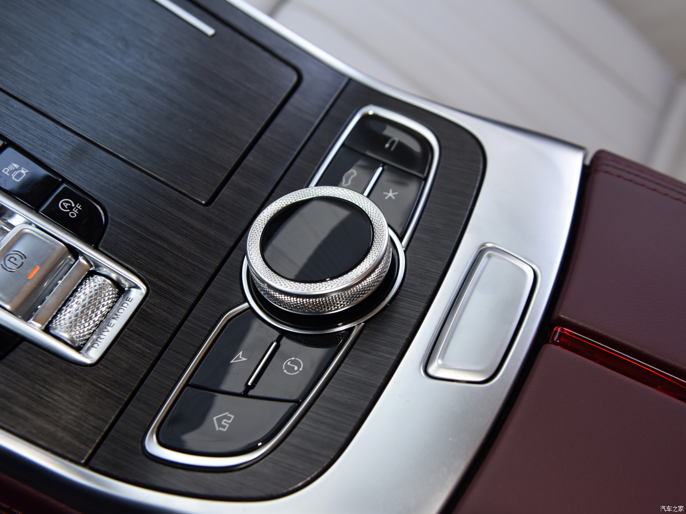 2024 Large Vehicles Car Hongqi H9 Automobile Fuel Vehicle 0km Used Cars 2.0T 3.0T Automatic Car With Cruise Control ACC