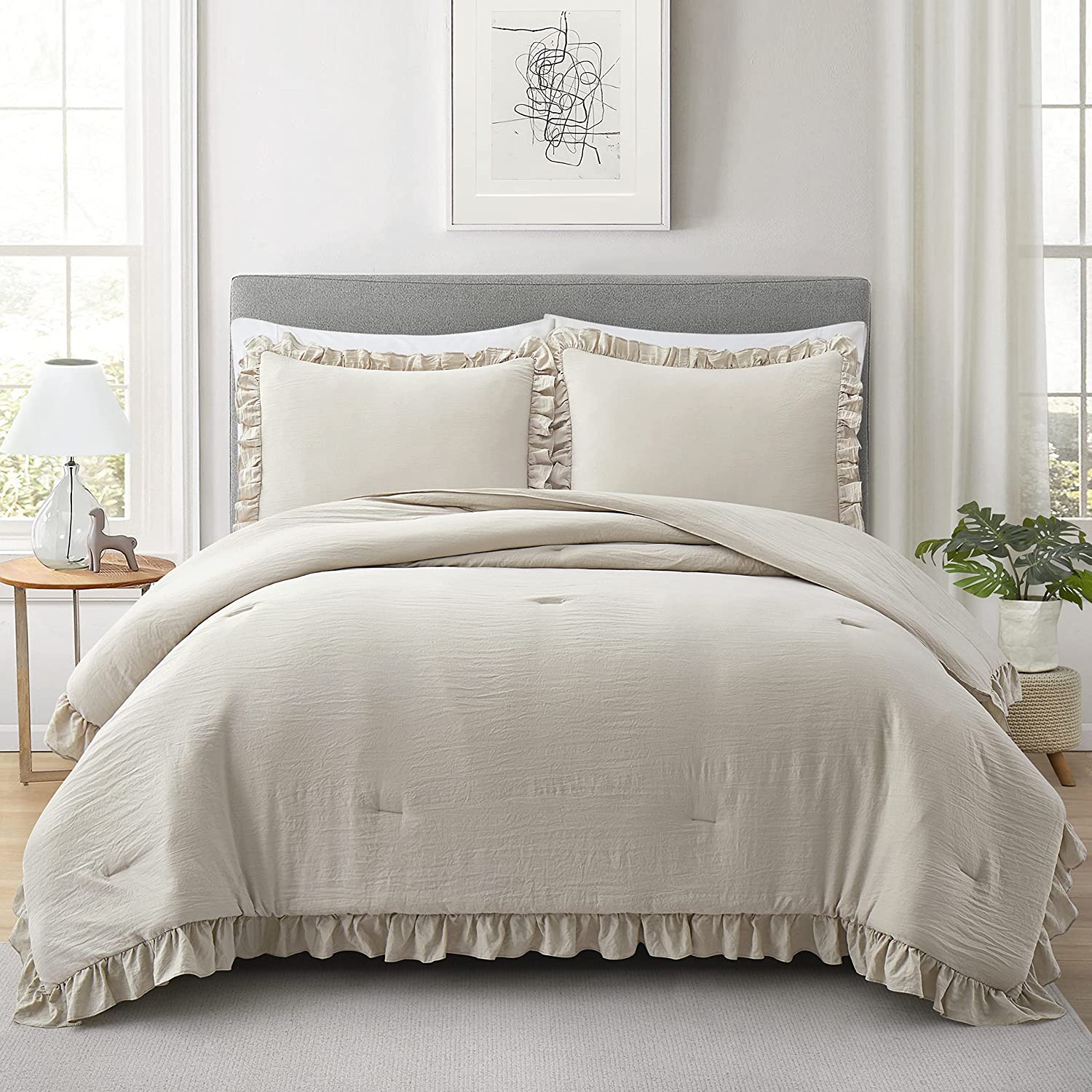 Customized 3 Pieces Queen Comforter Set Farmhouse Bedding Set with Ruffle Bed Design