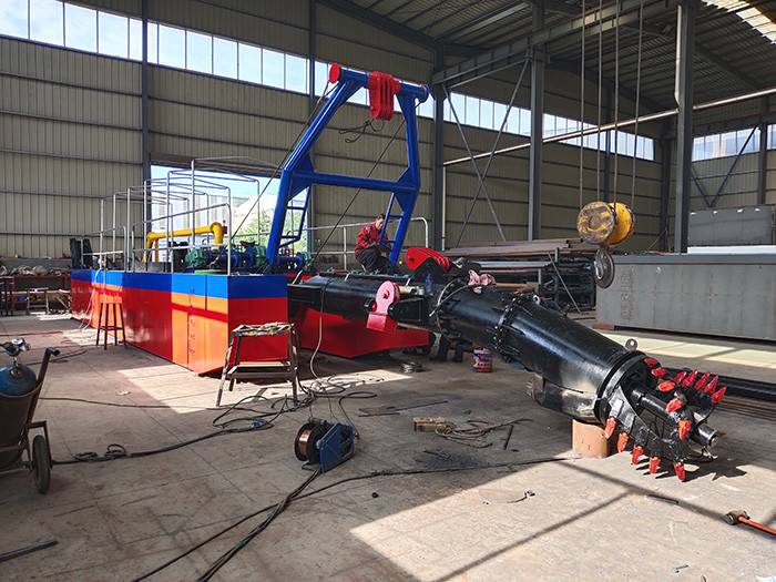 6inch Small Dredging Equipment For Sand Dredging With A White Appearance